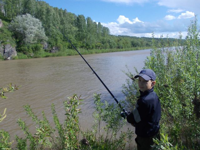 рыбачу на реке чумышь