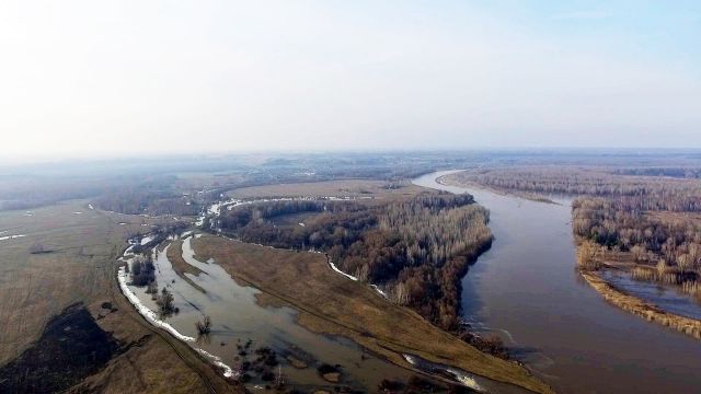 Разлив реки Чумыш на Алтае весна 2017.