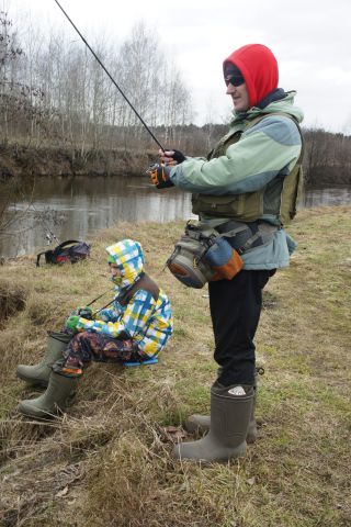 на дистанции с младшим братом