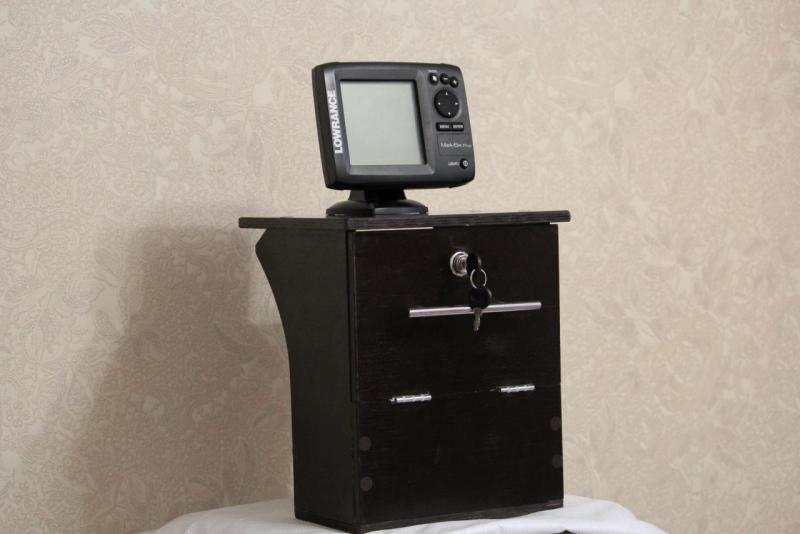 Столик держатель для эхолота6.JPG