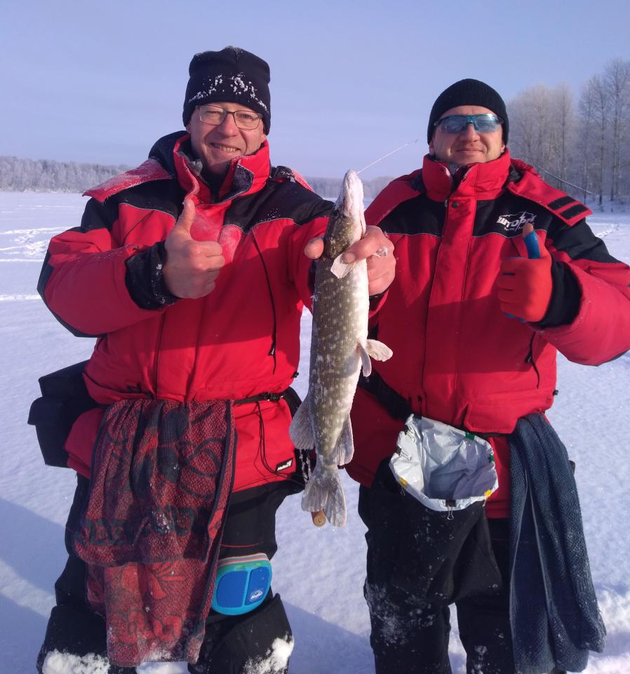 Наколенники для зимней рыбалки своими руками.