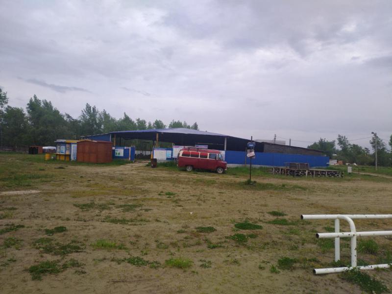 P90531-204400.jpg
