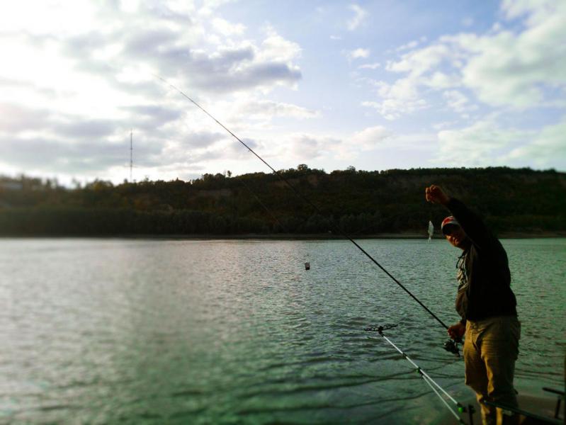 feeder_fishing23.jpg