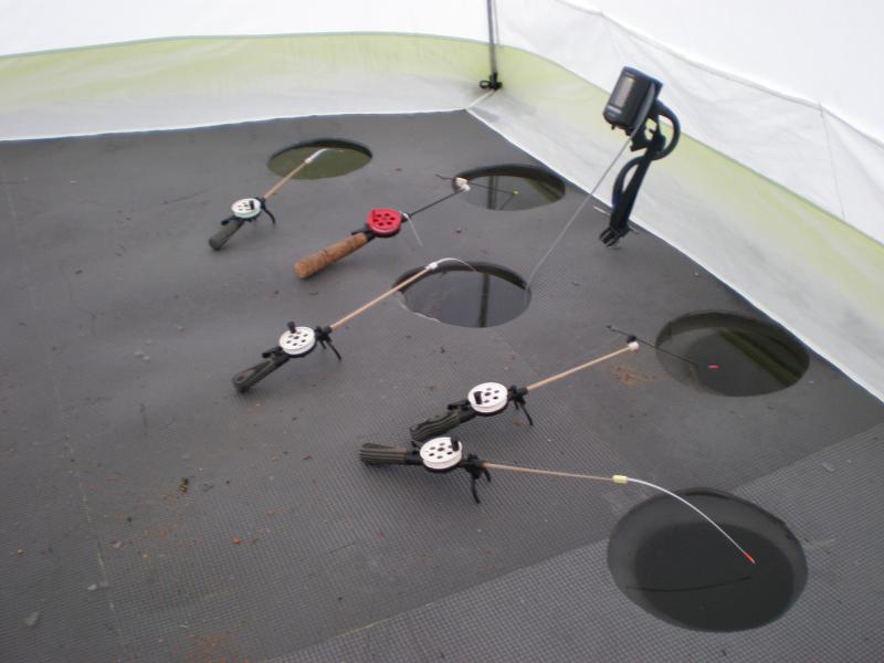 Универсальный пол к палатке для зимней рыбалки (2.05х2.05м)