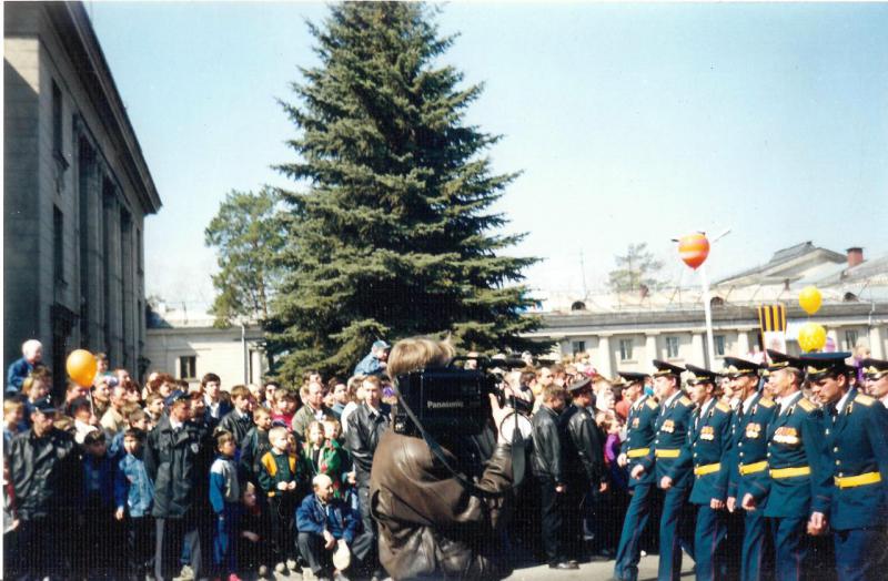 парад Ангарск 9 мая.jpg