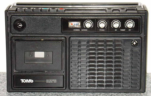 tom303_01.jpg